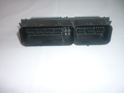 The-automobile-computer-connector-pin-154.jpg